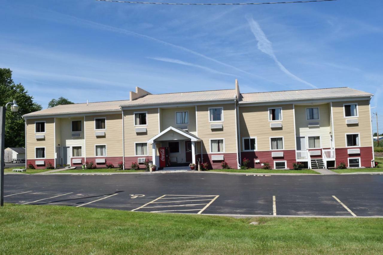 Budget Inn Ontario Ontario Center Exterior photo